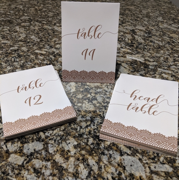Rose gold wedding table numbers 1-26 with box - Picture 1 of 2